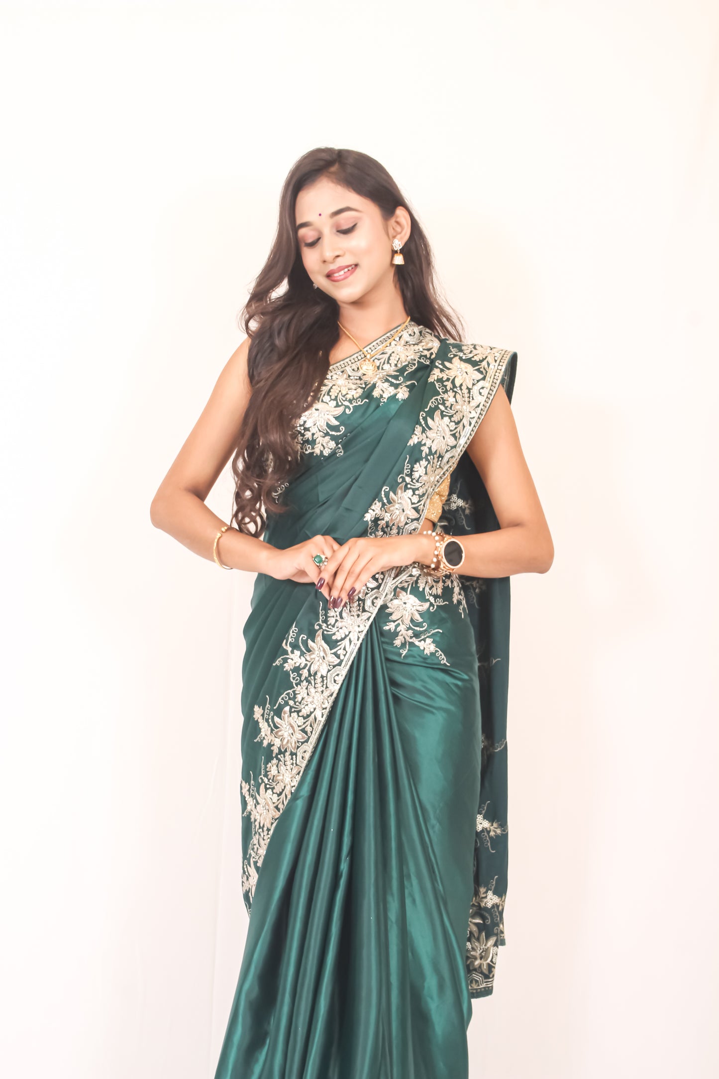 Bottle Green Crape Chiffon Saree with Silver Zari Work & Stone Detailing – Stylish & Sophisticated.