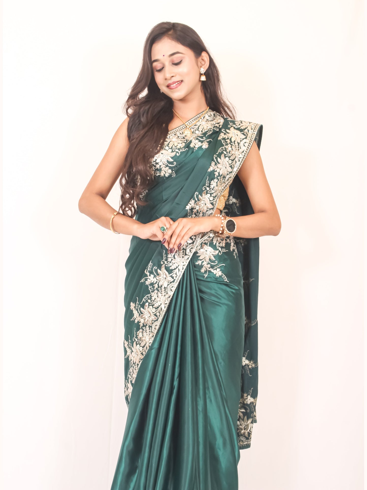 Bottle Green Crape Chiffon Saree with Silver Zari Work & Stone Detailing – Stylish & Sophisticated.