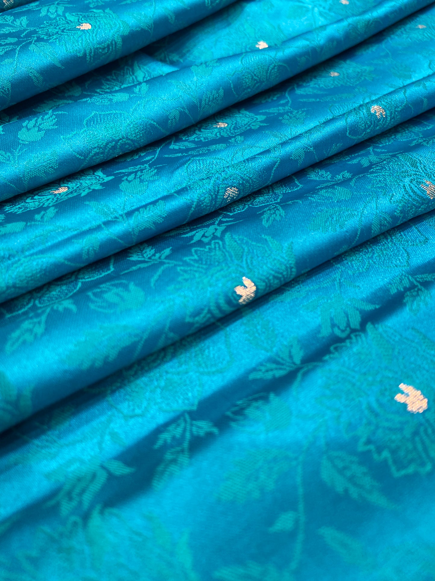 Firozi (Sky Blue) Soft Silk Saree – Intricate Stone & Zari Work